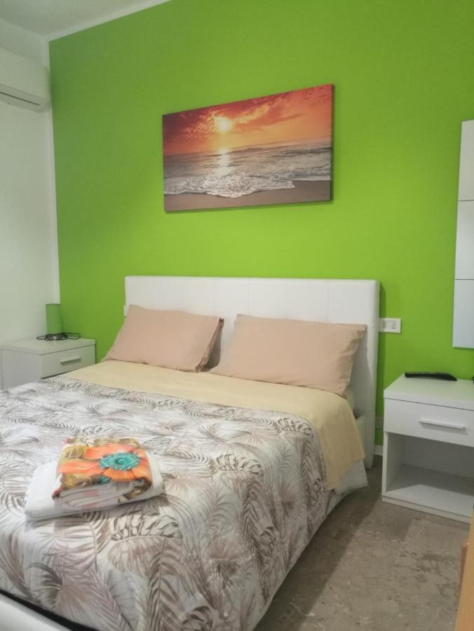 Le Magnolie B&B Roseto Degli Abruzzi Bagian luar foto